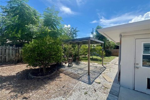 House in Seminole, Florida 3 bedrooms, 114.27 sq.m. № 1880888 - photo 23