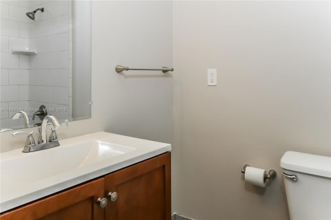 Снять в аренду виллу или дом в Стьюарт, Флорида 3 спальни, 140.65м2, № 1945088 - фото 13