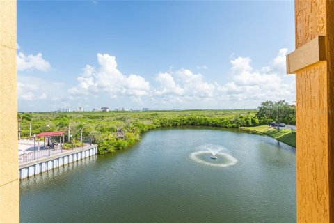 Condo in Tampa, Florida, 1 bedroom  № 1777541 - photo 3