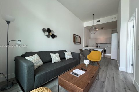 Condominio en alquiler en Miami, Florida, 1 dormitorio, 56.67 m2 № 2074769 - foto 17