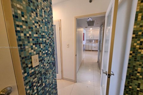 Copropriété à vendre à Miami Beach, Floride: 1 chambre, 81.75 m2 № 1958284 - photo 6