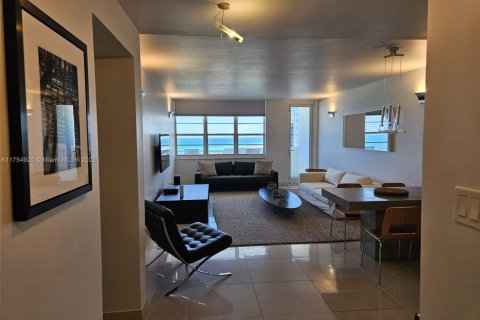 Copropriété à vendre à Miami Beach, Floride: 1 chambre, 81.75 m2 № 1958284 - photo 1