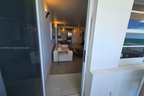 Copropriété à vendre à Miami Beach, Floride: 1 chambre, 81.75 m2 № 1958284 - photo 26