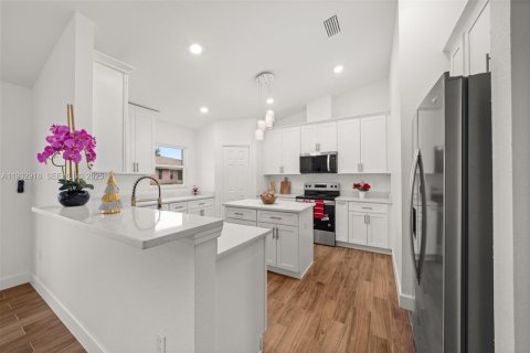 Купить виллу или дом в Себринг, Флорида 3 спальни, 153.29м2, № 1991378 - фото 14