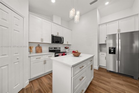 Купить виллу или дом в Себринг, Флорида 3 спальни, 153.29м2, № 1991378 - фото 18