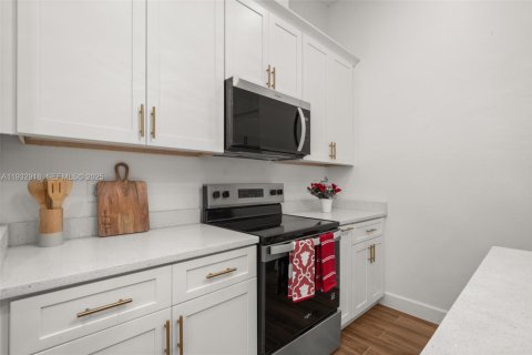 Купить виллу или дом в Себринг, Флорида 3 спальни, 153.29м2, № 1991378 - фото 19