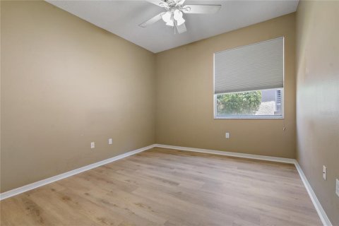 House in Tarpon Springs, Florida 2 bedrooms, 164.9 sq.m. № 1650252 - photo 8