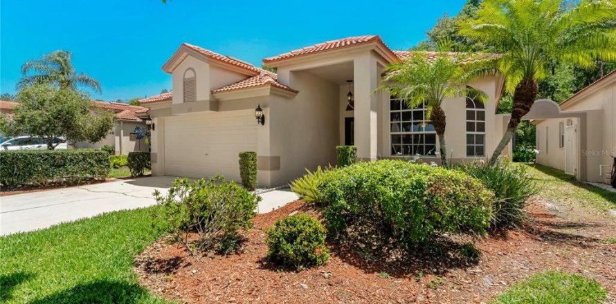 House in Tarpon Springs, Florida 2 bedrooms, 164.9 sq.m. № 1650252