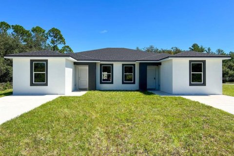 Commercial property in Ocala, Florida 6 bedrooms, 217.39 sq.m. № 2420168
