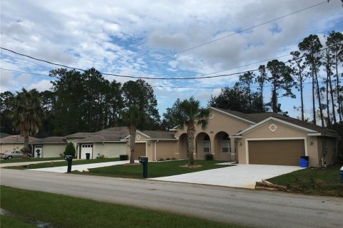 Apartment in Palm Coast, Florida 3 bedrooms, 121.89 sq.m. № 2423953 - photo 2