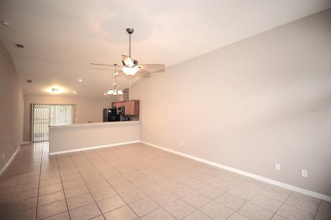 Apartment in Palm Coast, Florida 3 bedrooms, 121.89 sq.m. № 2423953 - photo 3