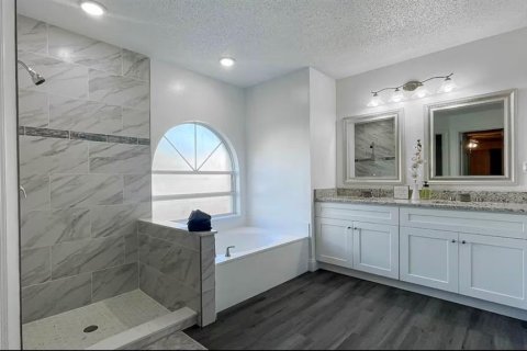 Villa ou maison à louer à Kissimmee, Floride: 4 chambres, 192.68 m2 № 1853313 - photo 13