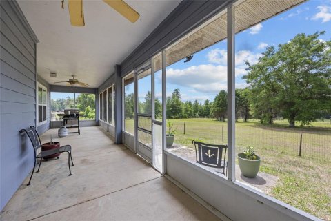 House in Alachua, Florida 3 bedrooms, 191.84 sq.m. № 1675719 - photo 19
