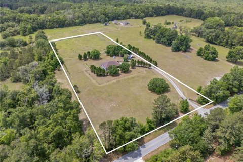 House in Alachua, Florida 3 bedrooms, 191.84 sq.m. № 1675719 - photo 23