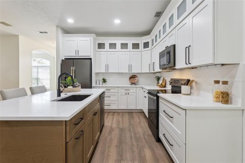 Casa en venta en Clermont, Florida, 4 dormitorios, 202.81 m2 № 2273258 - foto 6