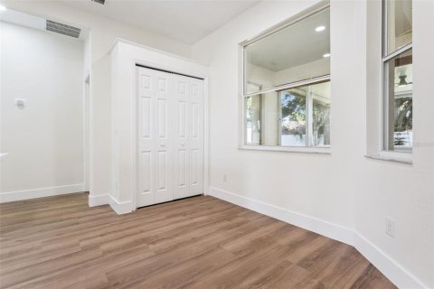 Casa en venta en Clermont, Florida, 4 dormitorios, 202.81 m2 № 2273258 - foto 27