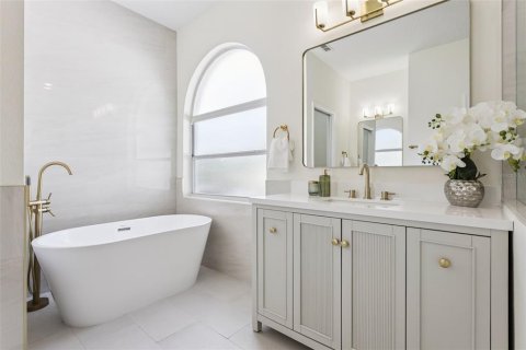 Casa en venta en Clermont, Florida, 4 dormitorios, 202.81 m2 № 2273258 - foto 11