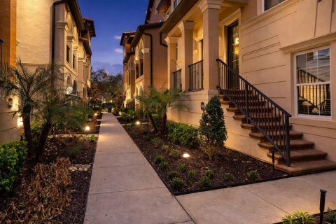 Touwnhouse à Lake Mary, Floride 4 chambres, 201.41 m2 № 2115944