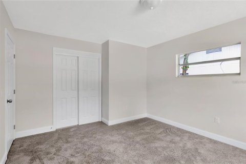 Casa en alquiler en Brandon, Florida, 3 dormitorios, 148.64 m2 № 1855424 - foto 17