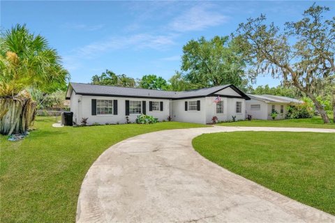Casa en alquiler en Brandon, Florida, 3 dormitorios, 148.64 m2 № 1855424 - foto 2