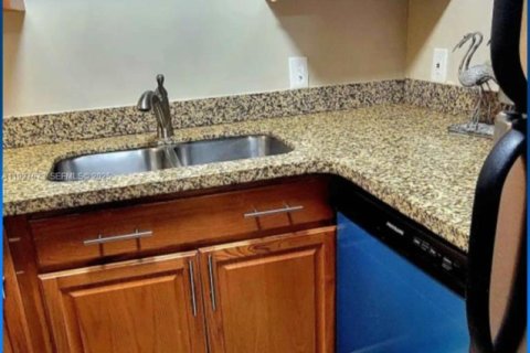 Appartement à louer à Hollywood, Floride: 1 chambre, 1038.55 m2 № 1987725 - photo 12