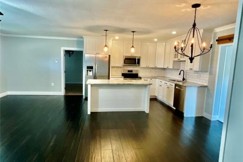 Villa ou maison à vendre à DeLand, Floride: 3 chambres, 136.38 m2 № 1909715 - photo 3