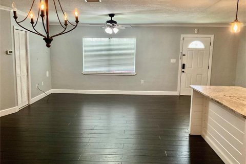 Villa ou maison à vendre à DeLand, Floride: 3 chambres, 136.38 m2 № 1909715 - photo 12