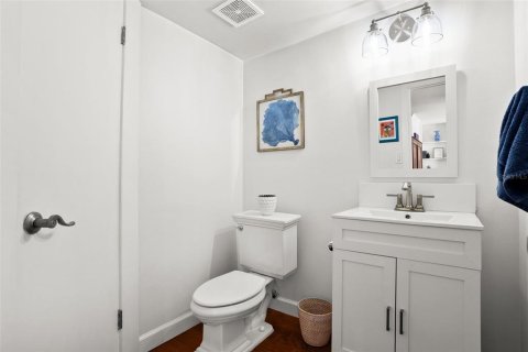 Villa ou maison à vendre à Tampa, Floride: 3 chambres, 190.26 m2 № 1903012 - photo 19