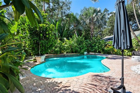 Villa ou maison à vendre à Tampa, Floride: 3 chambres, 190.26 m2 № 1903012 - photo 2