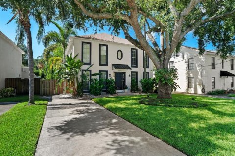 Villa ou maison à vendre à Tampa, Floride: 3 chambres, 190.26 m2 № 1903012 - photo 1