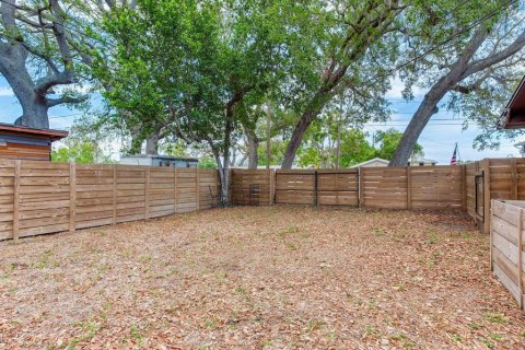 House in Saint Petersburg, Florida 2 bedrooms, 85.1 sq.m. № 1663175 - photo 30
