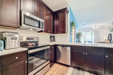 Touwnhouse à vendre à Clearwater, Floride: 3 chambres, 148.92 m2 № 2420171 - photo 15