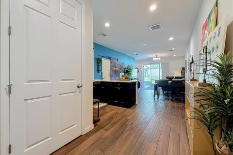 Touwnhouse à vendre à Clearwater, Floride: 3 chambres, 148.92 m2 № 2420171 - photo 6