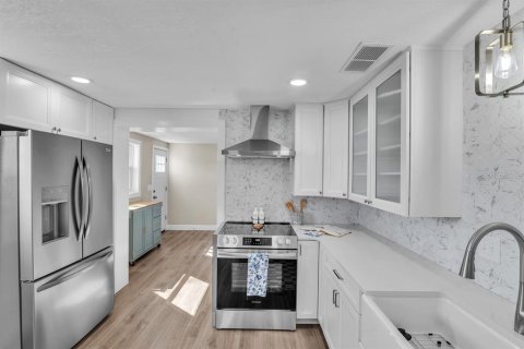 Casa en venta en New Port Richey, Florida, 3 dormitorios, 153.47 m2 № 1788304 - foto 11