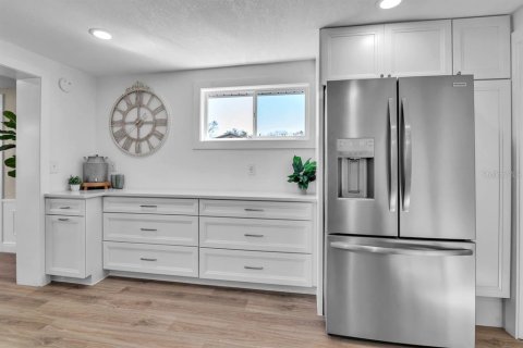 Casa en venta en New Port Richey, Florida, 3 dormitorios, 153.47 m2 № 1788304 - foto 12