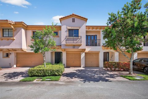 Townhouse in Coconut Creek, Florida 3 bedrooms, 179.77 sq.m. № 1891392 - photo 3