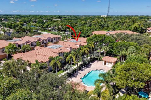 Townhouse in Coconut Creek, Florida 3 bedrooms, 179.77 sq.m. № 1891392 - photo 2