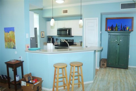 Condo in Sarasota, Florida, 3 bedrooms  № 1746748 - photo 8
