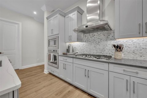 Casa en venta en Orlando, Florida, 4 dormitorios, 241.17 m2 № 1919779 - foto 6