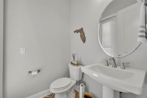 Casa en venta en Orlando, Florida, 4 dormitorios, 241.17 m2 № 1919779 - foto 12