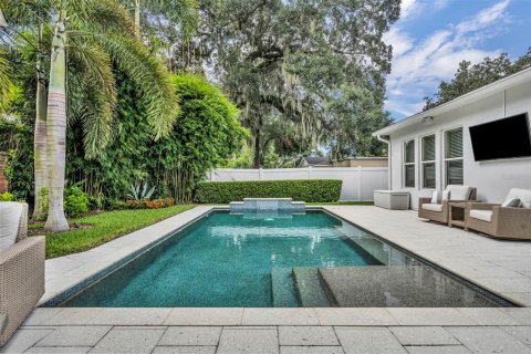 Casa en venta en Orlando, Florida, 4 dormitorios, 241.17 m2 № 1919779 - foto 27