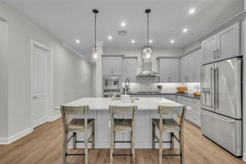 Casa en venta en Orlando, Florida, 4 dormitorios, 241.17 m2 № 1919779 - foto 7