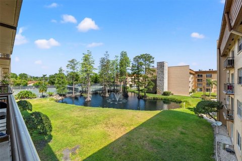 Copropriété à vendre à Tampa, Floride: 1 chambre, 54.44 m2 № 1902917 - photo 6