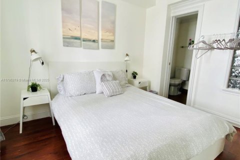Condominio en venta en Miami Beach, Florida, 1 dormitorio, 38.09 m2 № 1861167 - foto 2