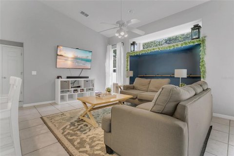 Casa en alquiler en Oviedo, Florida, 3 dormitorios, 187.2 m2 № 1910549 - foto 3