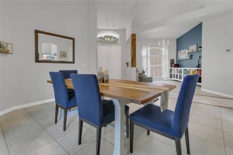 Casa en alquiler en Oviedo, Florida, 3 dormitorios, 187.2 m2 № 1910549 - foto 5