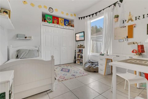 Casa en alquiler en Oviedo, Florida, 3 dormitorios, 187.2 m2 № 1910549 - foto 10