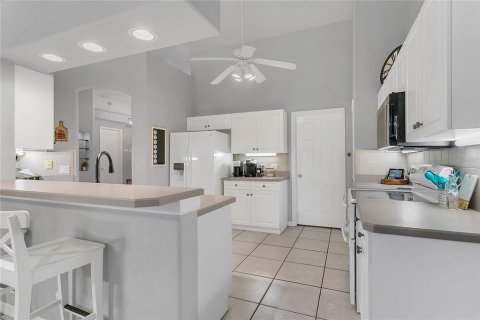 Casa en alquiler en Oviedo, Florida, 3 dormitorios, 187.2 m2 № 1910549 - foto 8