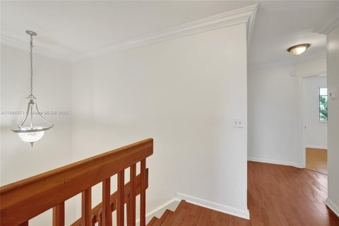 Casa en venta en Pembroke Pines, Florida, 4 dormitorios, 186.83 m2 № 1892627 - foto 26