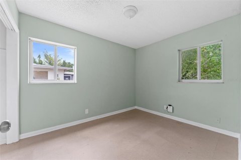 House in Casselberry, Florida 3 bedrooms, 79.43 sq.m. № 2234233 - photo 13
